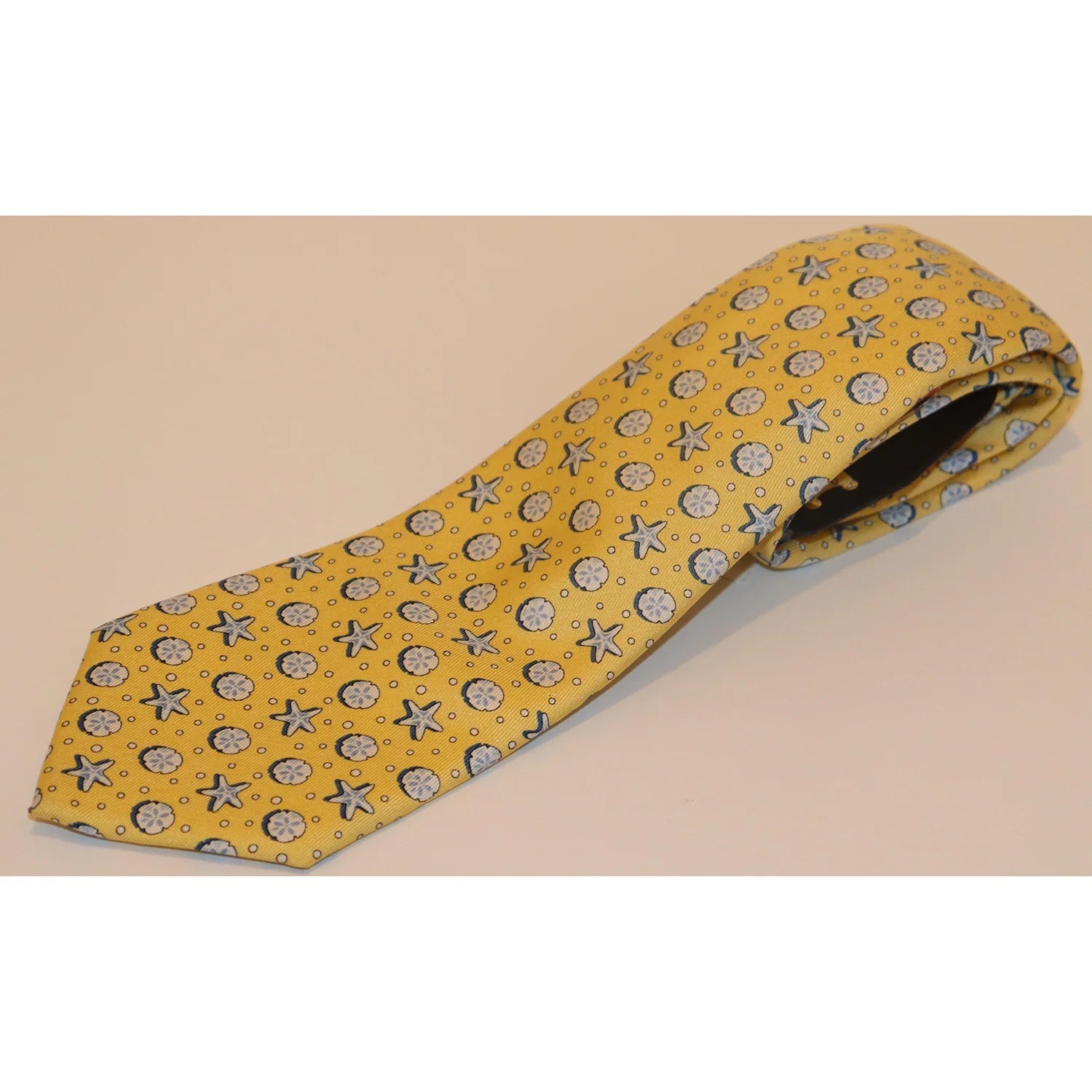 Vineyard Vines Youth Tie - Yellow with Sand Dollars/Starfish Relaxed Men's Beach