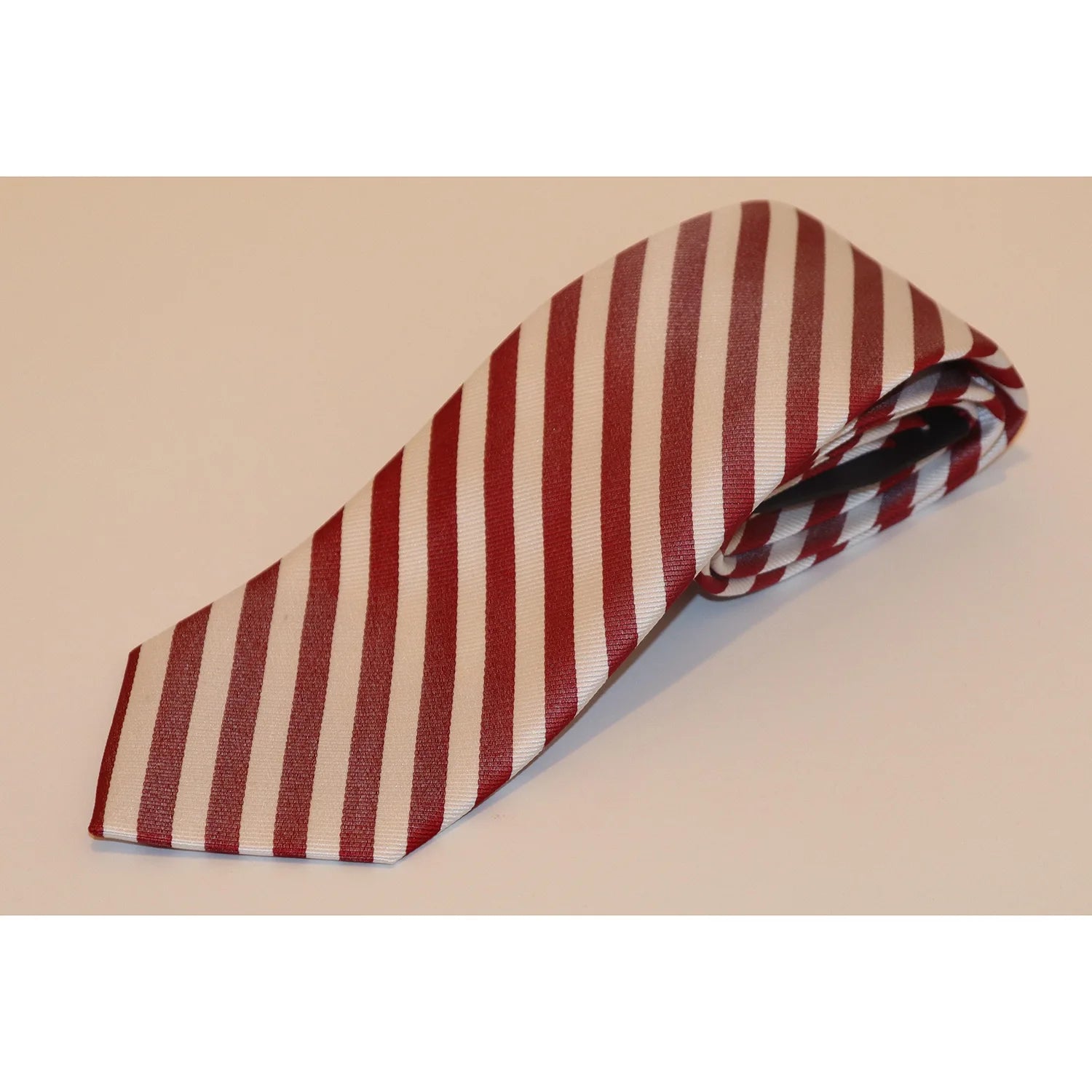 The Shirt Shop Tie - White/Crimson 1/4" Stripe Trendy Men's Bucket