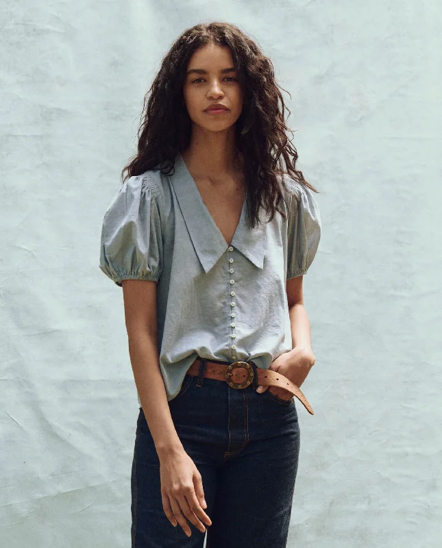 The Fairway Top. -- Light Chambray