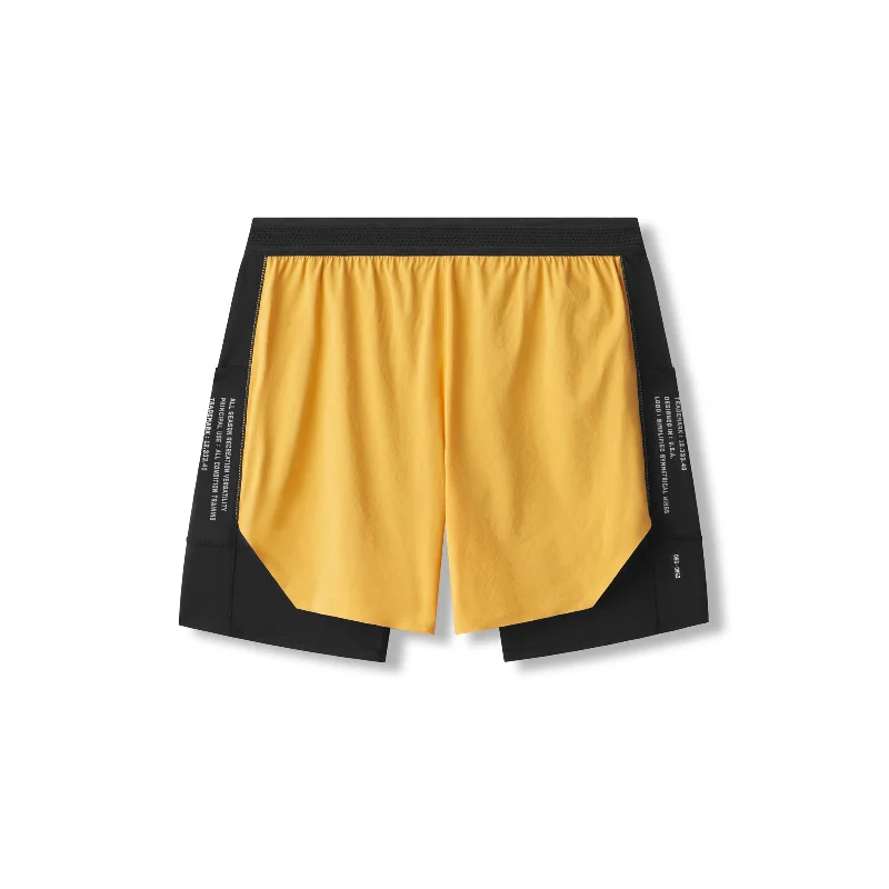 0953. Aerotex™ Hybrid Liner Short - Amber/Black