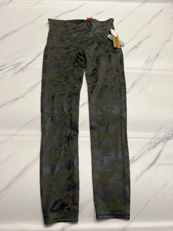 Leggings By Spanx  Size: L Bold Men's Animal