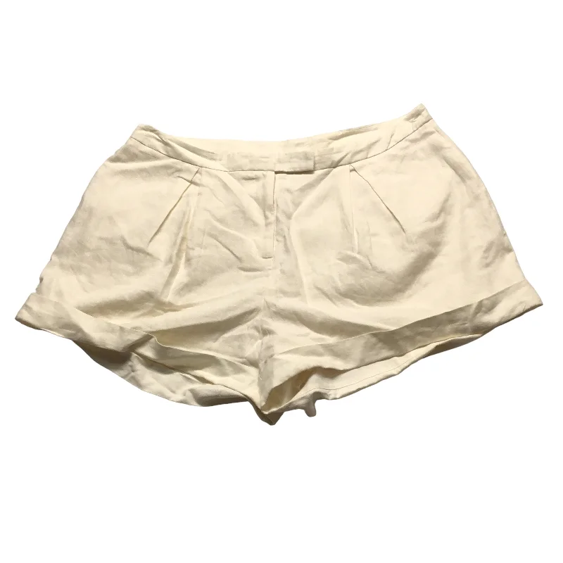 Cream Shorts Forever 21, Size 1x Modern Men's Tech