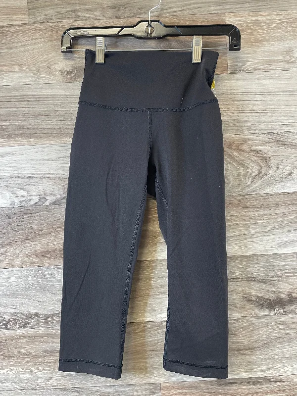 Athletic Leggings Capris By Lululemon In Black, Size: Xs Monochromatic Office Style