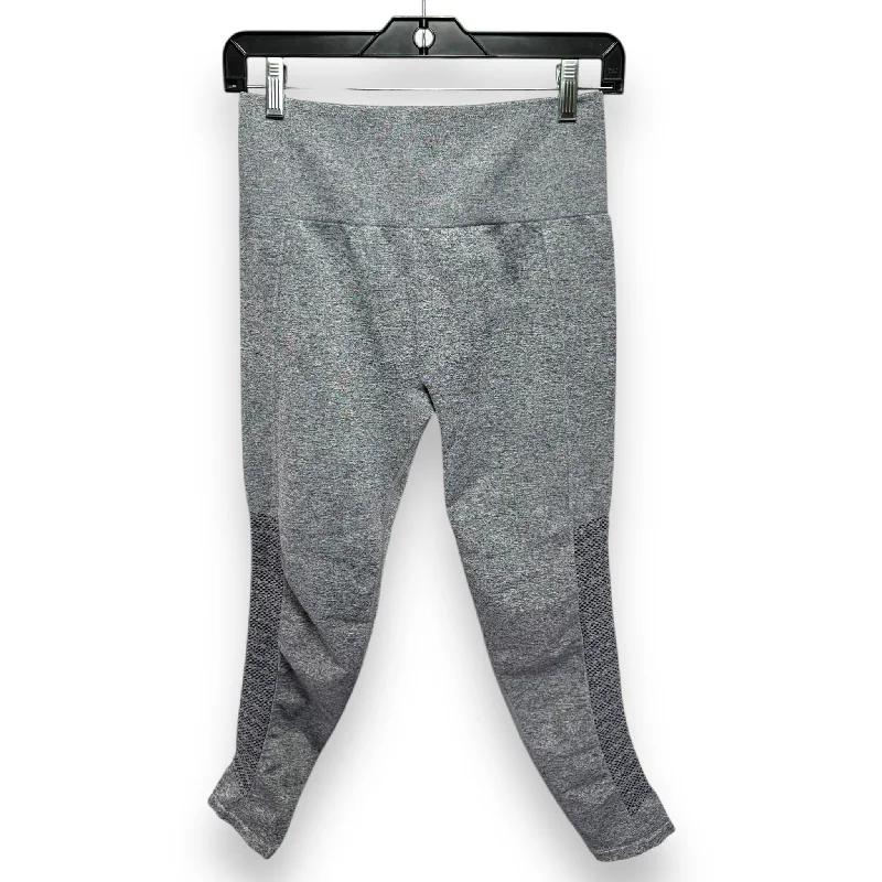 Athletic Leggings By Fabletics In Grey, Size: M Sleek Men's Metallic