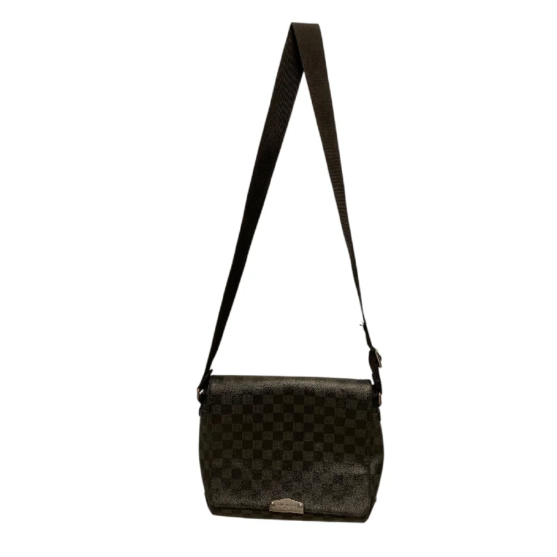 LOUIS VUITTON/Cross Body Bag/OS/Monogram/Leather/BLK/Messenger Bag Sleek Men's Contemporary 