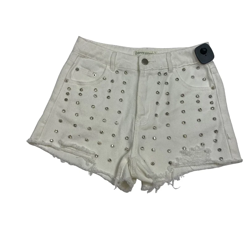 White Shorts Clothes Mentor, Size S Business