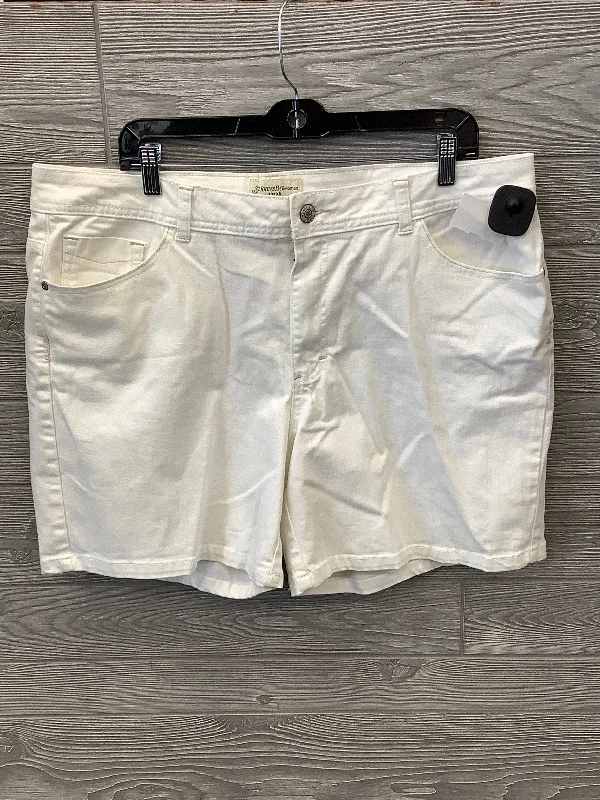 Shorts By St Johns Bay In White Denim, Size: 18w Artistic Men's Avant
