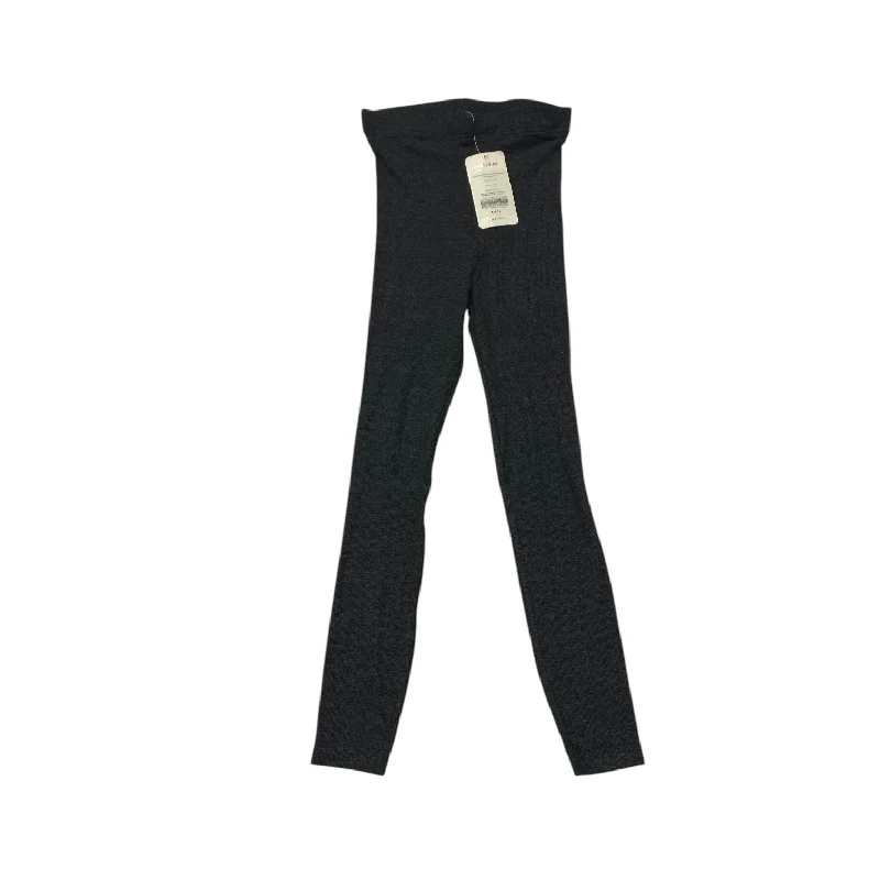 Athletic Leggings By Fabletics In Grey, Size: M Polished Men's Satin