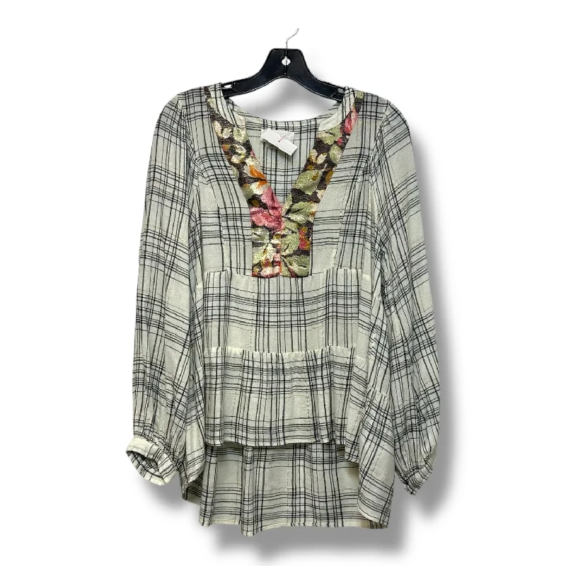 Top Long Sleeve By Anthropologie In Plaid Pattern, Size: M Sporty Men's Athleisure 