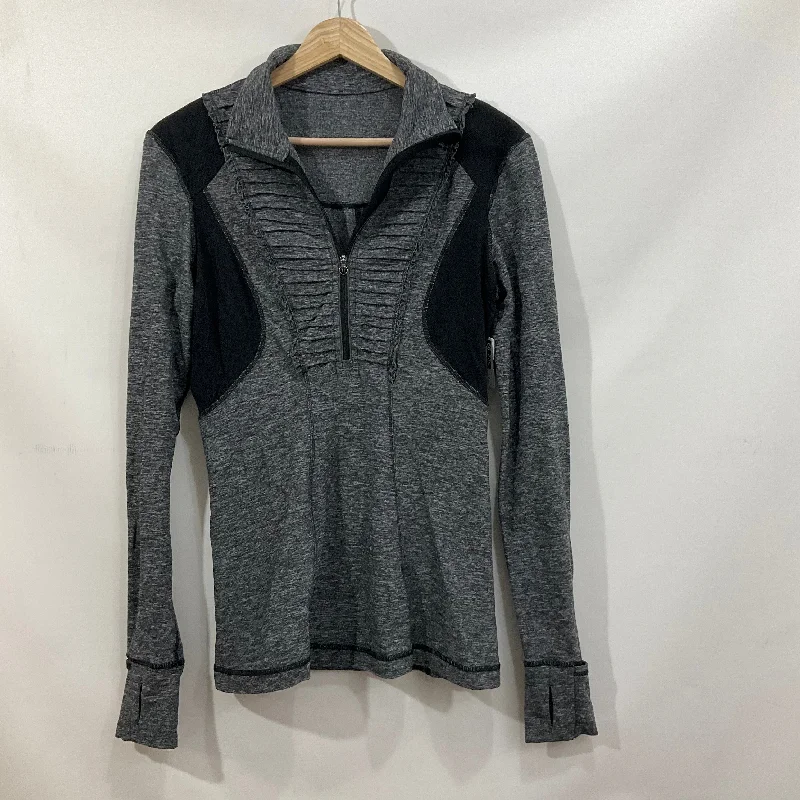 Athletic Top Long Sleeve Collar By Lululemon In Grey, Size: 6 Beach