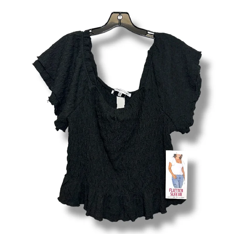 Top Short Sleeve By Celebrity Pink In Black, Size: Xxl Sleek Men's Contemporary 